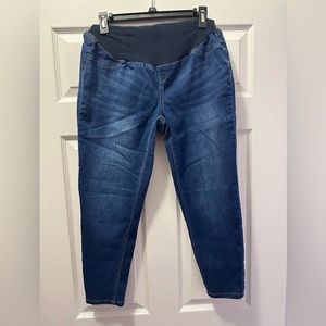 1822 Maternity Jeans